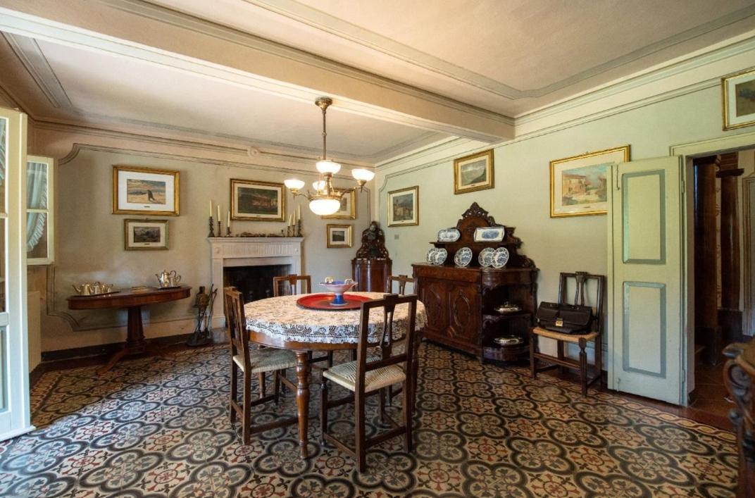 Villa Ottocentesca Immersa Nel Verde Montecavolo Dış mekan fotoğraf