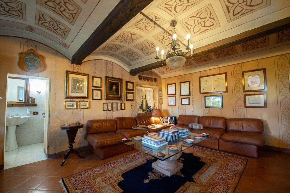 Villa Ottocentesca Immersa Nel Verde Montecavolo Dış mekan fotoğraf