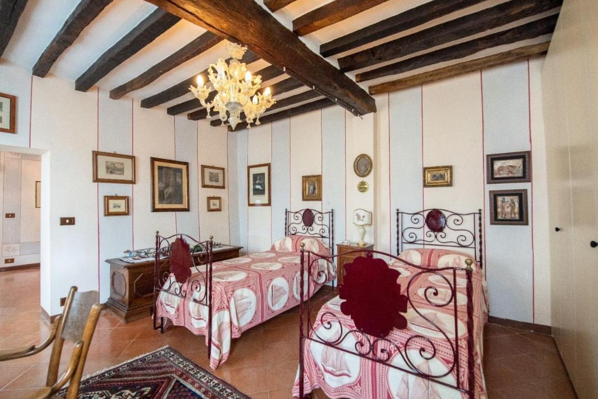 Villa Ottocentesca Immersa Nel Verde Montecavolo Dış mekan fotoğraf